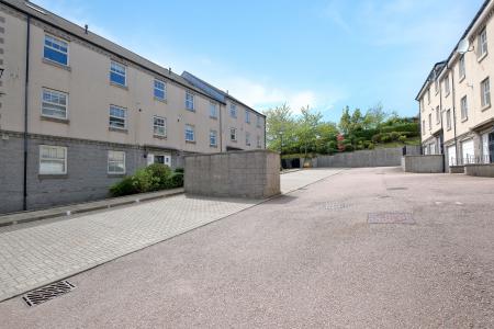 2 bedroom Flat for sale in Morningfield Mews, The West End, Aberdeen, AB15