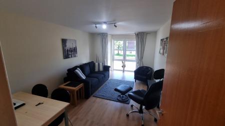 2 bedroom Flat to let in Beach Boulevard, The Beach, Aberdeen, AB24