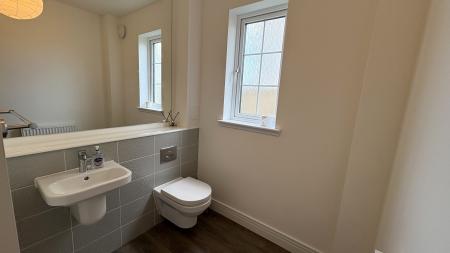 5 bedroom Detached house to let in Milltimber Gardens South, Milltimber, Aberdeen, AB13