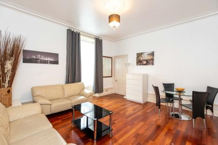 1 bedroom Flat to let in Crown Street, The City Centre, Aberdeen, AB11