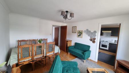 2 bedroom Flat to let in Back Hilton Road, Aberdeen, AB25