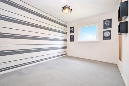 2 bedroom Flat for sale in 100, Golf Road, The Beach, Aberdeen, AB24