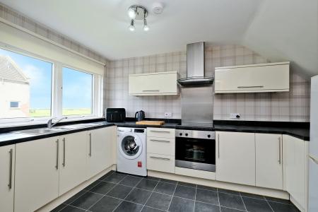 2 bedroom Flat for sale in 100, Golf Road, The Beach, Aberdeen, AB24