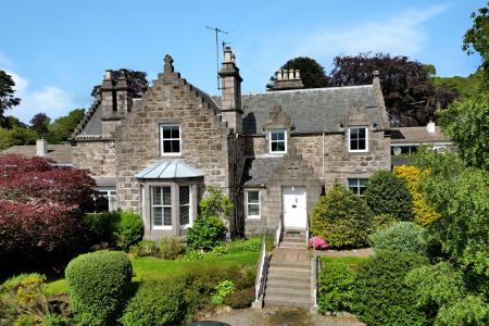 1 bedroom Flat for sale in Dungeith House, Banchory, AB31