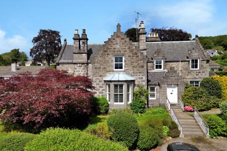 1 bedroom Flat for sale in Dungeith House, Banchory, AB31
