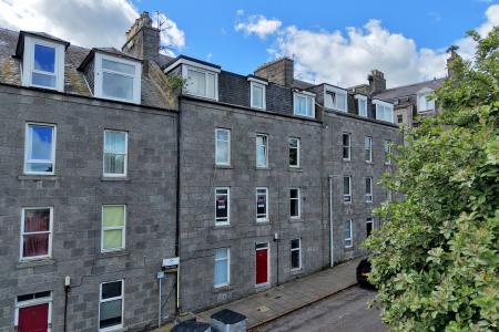 1 bedroom Flat for sale in Orchard Street, Aberdeen, AB24