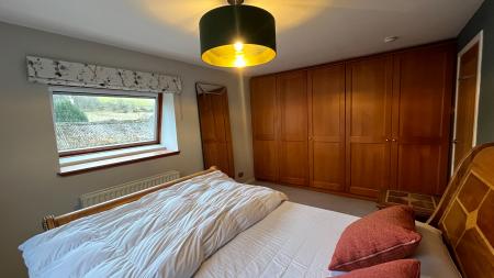 4 bedroom Detached house to let in Perkhill Road, Lumphanan, AB31