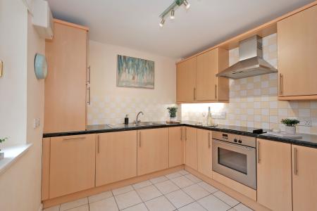 2 bedroom Ground floor maisonette for sale in King's Gate, The West End, Aberdeen, AB15