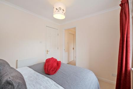 2 bedroom Ground floor maisonette for sale in King's Gate, The West End, Aberdeen, AB15