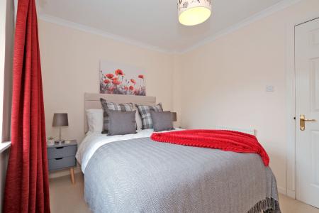 2 bedroom Ground floor maisonette for sale in King's Gate, The West End, Aberdeen, AB15