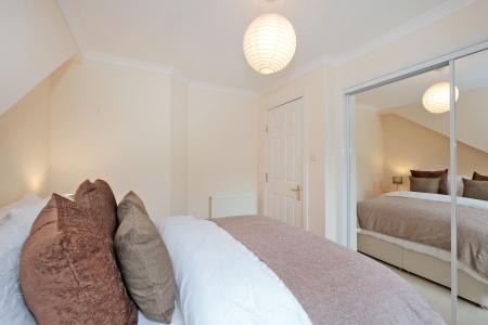 2 bedroom Ground floor maisonette for sale in King's Gate, The West End, Aberdeen, AB15