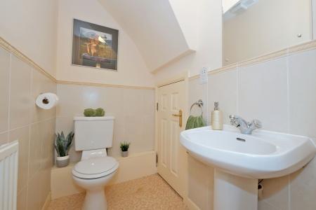 2 bedroom Ground floor maisonette for sale in King's Gate, The West End, Aberdeen, AB15