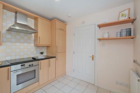 2 bedroom Ground floor maisonette for sale in King's Gate, The West End, Aberdeen, AB15