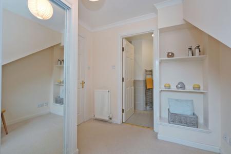 2 bedroom Ground floor maisonette for sale in King's Gate, The West End, Aberdeen, AB15