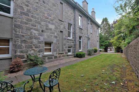 2 bedroom Ground floor maisonette for sale in King's Gate, The West End, Aberdeen, AB15