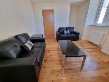 2 bedroom Flat to let in Palmerston Road, The City Centre, Aberdeen, AB11