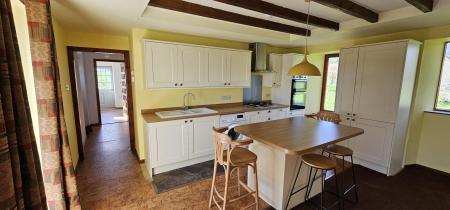 2 bedroom Cottage to let in Lintmill Cottage, Insch, AB52