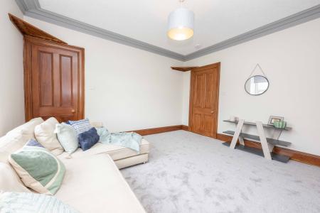 1 bedroom Flat to let in Holburn Road, The City Centre, Aberdeen, AB10