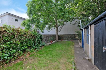 2 bedroom Flat for sale in University Road, Old Aberdeen, Aberdeen, AB24
