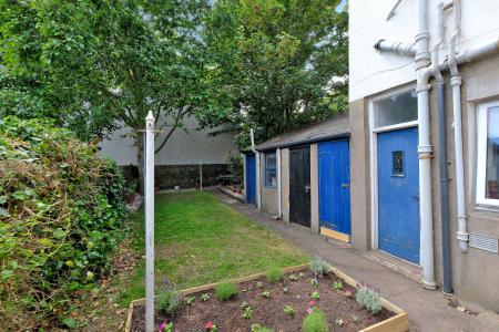 2 bedroom Flat for sale in University Road, Old Aberdeen, Aberdeen, AB24