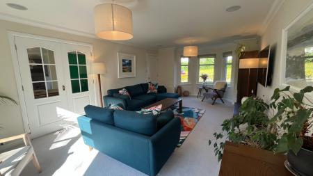 6 bedroom Detached house to let in Pine Tree Road, Banchory, AB31