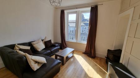 2 bedroom Flat to let in Rosemount Place, Rosemount, Aberdeen, AB25