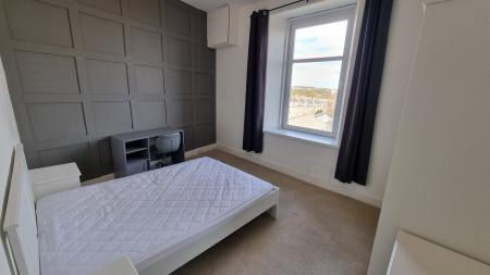 2 bedroom Flat to let in Rosemount Place, Rosemount, Aberdeen, AB25