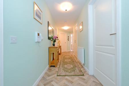 2 bedroom Flat for sale in East Park, Banchory, AB31