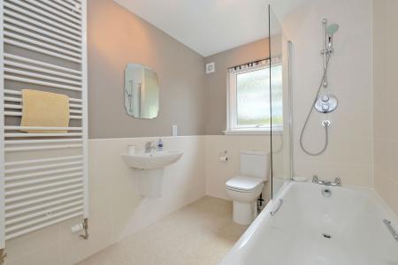 2 bedroom Flat for sale in East Park, Banchory, AB31