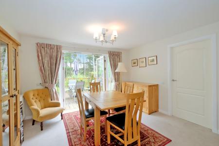 2 bedroom Flat for sale in East Park, Banchory, AB31