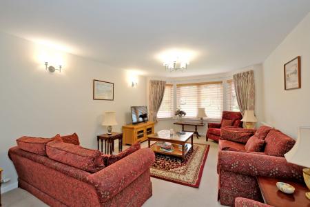 2 bedroom Flat for sale in East Park, Banchory, AB31