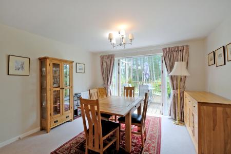 2 bedroom Flat for sale in East Park, Banchory, AB31