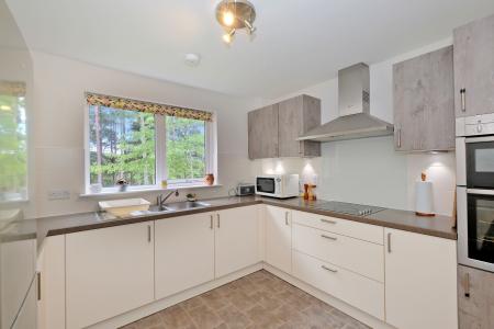 2 bedroom Flat for sale in East Park, Banchory, AB31