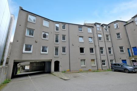 2 bedroom Flat for sale in Adelphi, The City Centre, Aberdeen, AB11