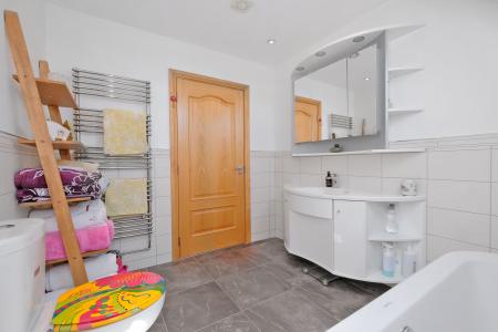 4 bedroom Detached house for sale in Tillyneuk, Aberdeen, AB31