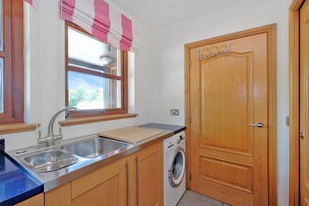 4 bedroom Detached house for sale in Tillyneuk, Aberdeen, AB31