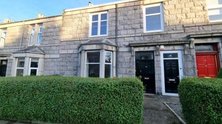 1 bedroom Flat to let in Mile End Avenue, Aberdeen, AB15