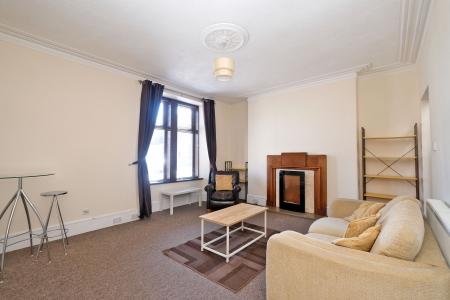 1 bedroom Flat for sale in 54A Ashgrove Road, Ashgrove, Aberdeen, AB25