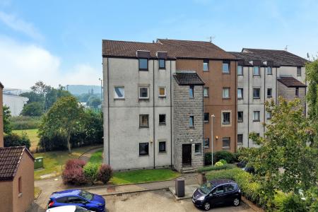 2 bedroom Flat for sale in 76 Headland Court, Garthdee, Aberdeen, AB10