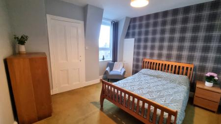 2 bedroom Flat to let in Elmbank Terrace, Kittybrewster, Aberdeen, AB24