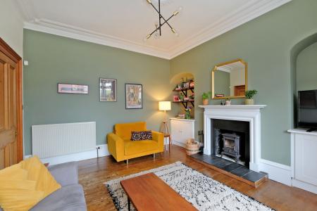 2 bedroom Apartment for sale in Loanhead Terrace, Rosemount, Aberdeen, AB25