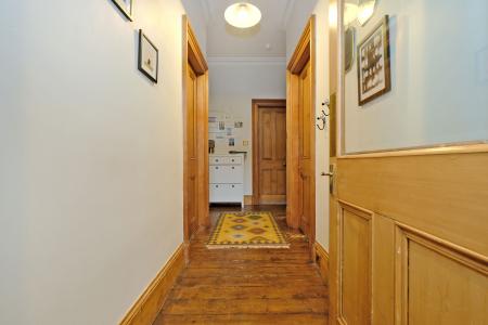 2 bedroom Apartment for sale in Loanhead Terrace, Rosemount, Aberdeen, AB25