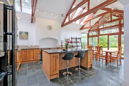 5 bedroom Detached house for sale in Clinterty, Aberdeen, AB21