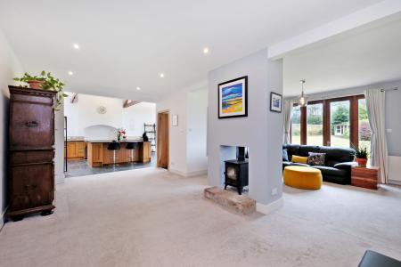 5 bedroom Detached house for sale in Clinterty, Aberdeen, AB21