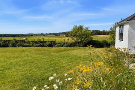5 bedroom Detached house for sale in Clinterty, Aberdeen, AB21