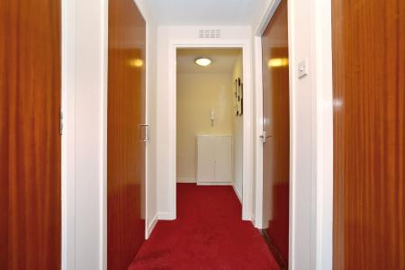 2 bedroom Flat for sale in Richmond Court, Rosemount, Aberdeen, AB25