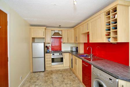 2 bedroom Flat for sale in Richmond Court, Rosemount, Aberdeen, AB25