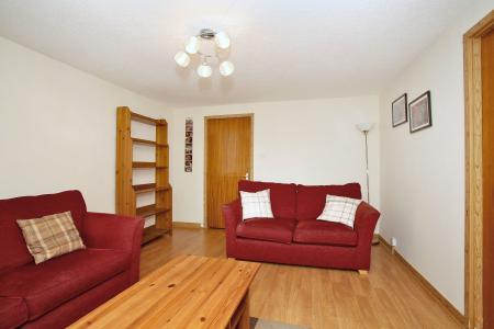 2 bedroom Flat for sale in Richmond Court, Rosemount, Aberdeen, AB25