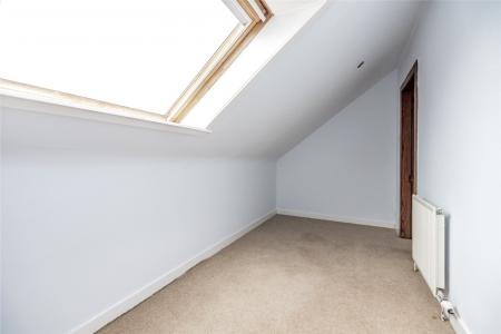 4 bedroom Flat to let in Richmondhill Place, Midstocket, Aberdeen, AB15