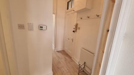 1 bedroom Flat to let in Wallfield Crescent, Rosemount, Aberdeen, AB25